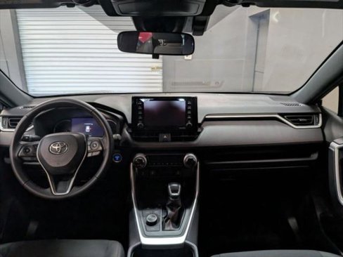 Used 2022 Toyota RAV4 SE w/ Carpet Mat Package (TMS) image 13