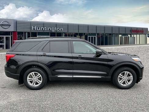 Used 2022 Ford Explorer XLT image 5