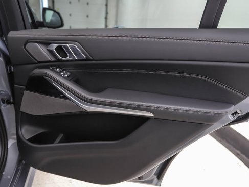 New 2026 BMW X7 xDrive40i w/ Executive Package image 31