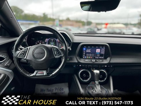 Used 2020 Chevrolet Camaro SS image 20