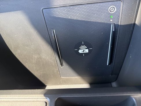 Used 2025 Honda Pilot EX-L image 18