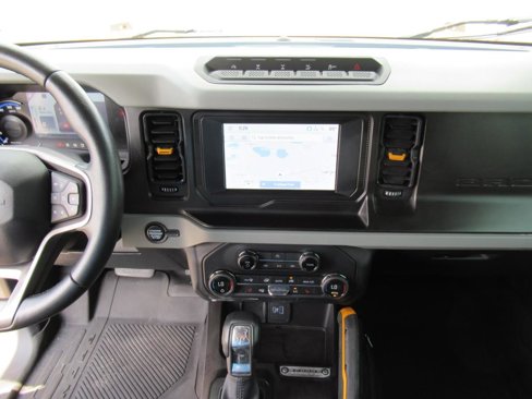 Used 2021 Ford Bronco Badlands image 21