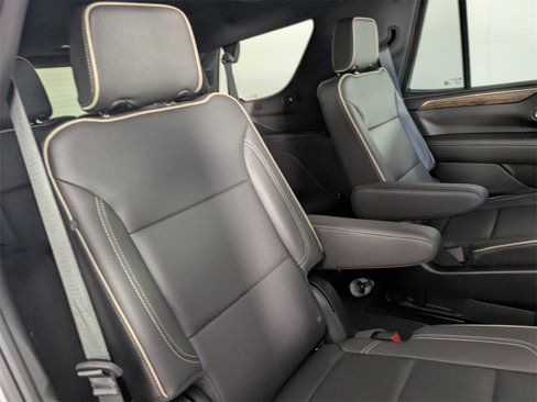 Used 2023 Chevrolet Tahoe Premier image 33