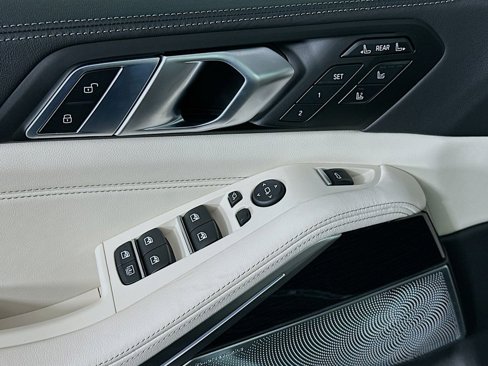 New 2026 BMW X7 xDrive40i w/ Executive Package image 20