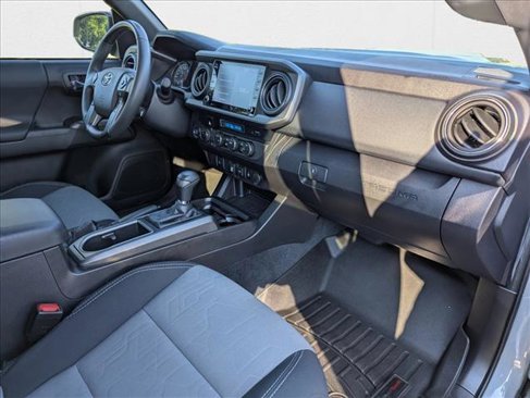 Used 2021 Toyota Tacoma TRD Sport image 16