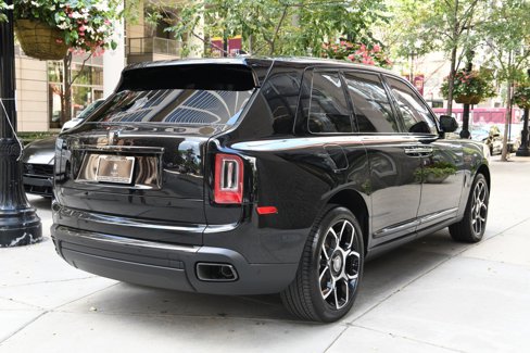 Used 2023 Rolls-Royce Cullinan Black Badge w/ Driver's Package image 5