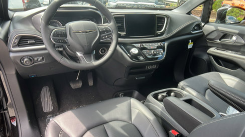 New 2025 Chrysler Pacifica Select image 22