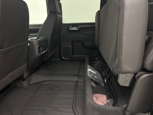 New 2026 GMC Sierra 2500 SLT w/ SLT Premium Package image 60