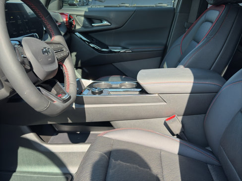 New 2026 Chevrolet Equinox RS w/ Convenience Package III image 18