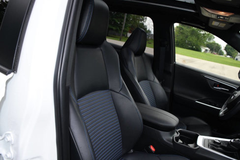 Used 2020 Toyota RAV4 XSE image 25