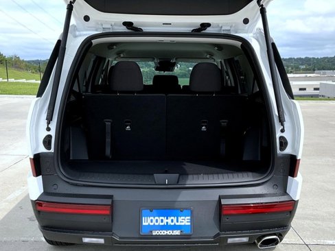 New 2026 Hyundai Santa Fe SE image 10