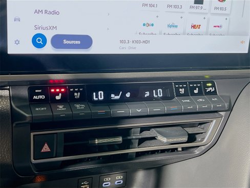 Used 2025 Toyota Camry XSE image 15