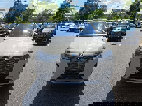 New 2026 BMW iX xDrive45 image 10