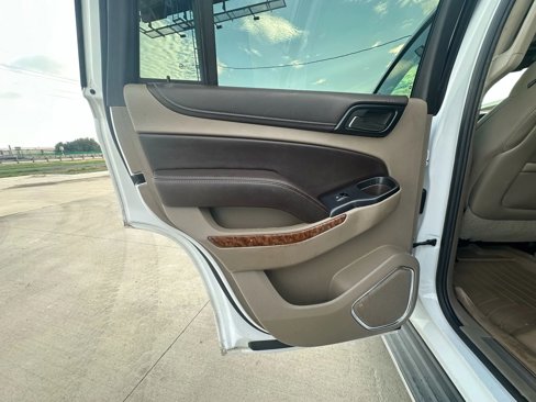 Used 2015 Chevrolet Tahoe LTZ image 39