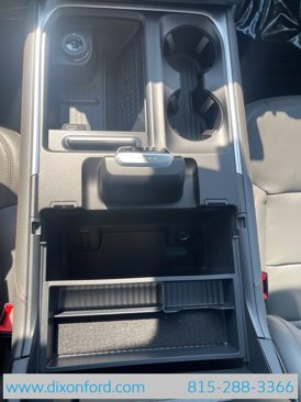 New 2025 Ford Expedition Active image 13