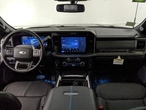 Certified 2025 Ford F450 Platinum w/ FX4 Off-Road Package image 14