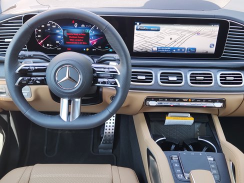 New 2026 Mercedes-Benz GLS 450 4MATIC image 28