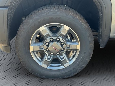 New 2026 GMC Sierra 2500 SLE w/ SLE Value Package; image 28