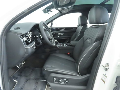 New 2025 Bentley Bentayga image 20