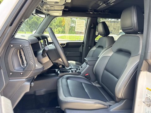 New 2025 Ford Bronco Outer Banks w/ Sasquatch Package image 8