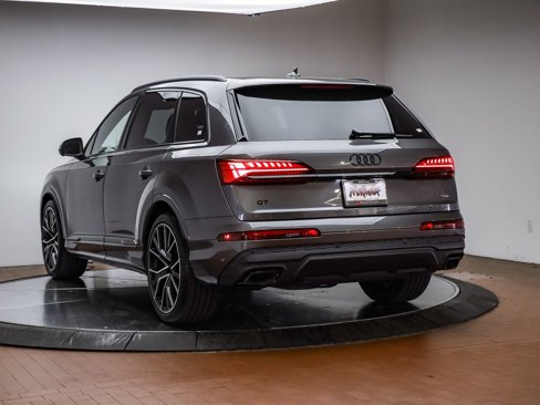 New 2025 Audi Q7 3.0T Prestige image 10