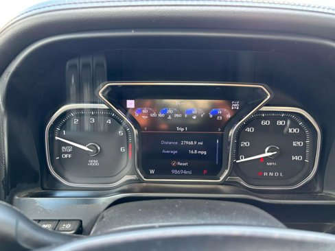Used 2019 GMC Sierra 1500 AT4 w/ AT4 Premium Package image 7