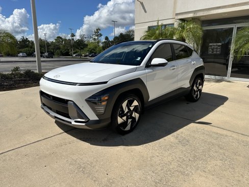Used 2025 Hyundai Kona Limited image 8