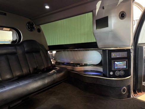 Used 2008 Ford Expedition XLT image 26