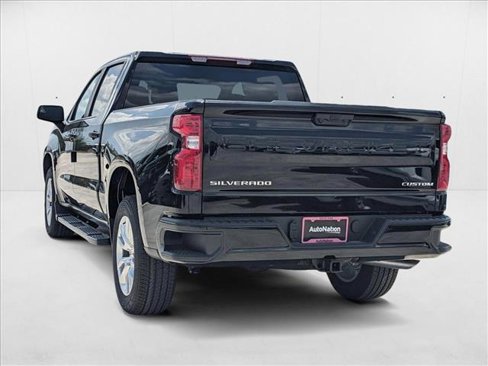 New 2025 Chevrolet Silverado 1500 Custom image 2