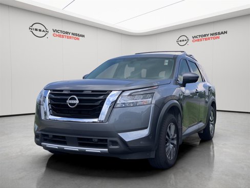 Certified 2024 Nissan Pathfinder SL image 1