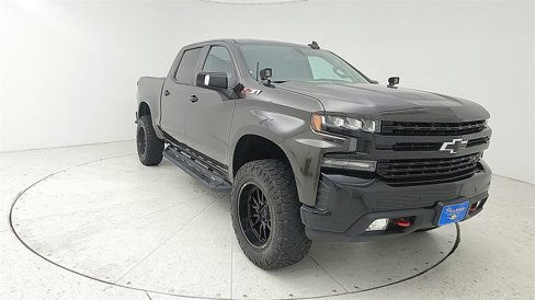 Used 2021 Chevrolet Silverado 1500 LT Trail Boss w/ Convenience Package II image 9