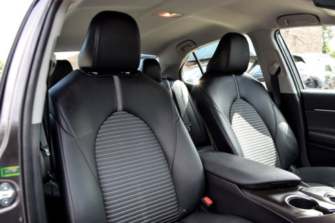Used 2022 Toyota Camry SE image 33