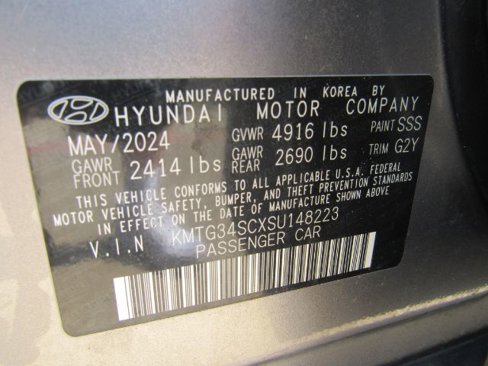 Used 2025 Genesis G70 2.5T image 61