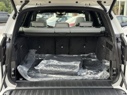 New 2026 BMW X5 sDrive40i image 17