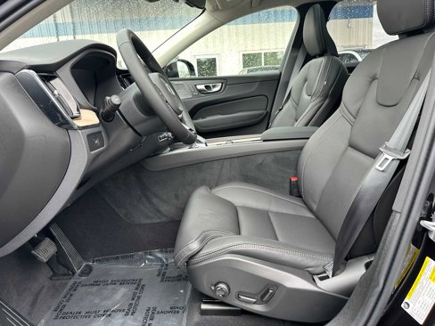 New 2026 Volvo XC60 B5 Ultra w/ Protection Package Premier image 17