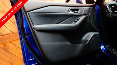 Used 2023 Nissan Rogue SV w/ SV Premium B Package image 30