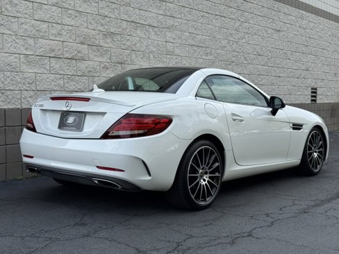Used 2019 Mercedes-Benz SLC 300 w/ Premium Package image 3