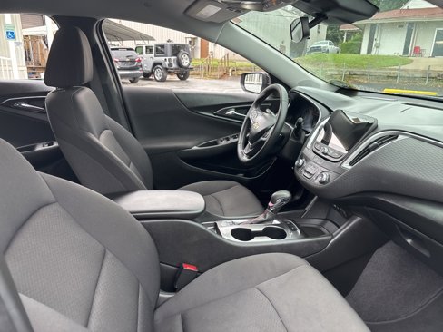 Used 2023 Chevrolet Malibu RS w/ Driver Confidence Package image 7