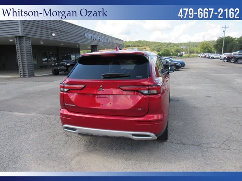 Used 2023 Mitsubishi Outlander SE image 9