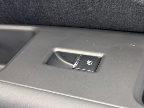 New 2025 Ford Expedition Active image 37