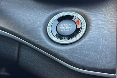 New 2025 Jeep Grand Cherokee L Altitude image 22