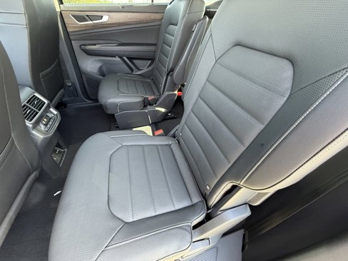 New 2025 Volkswagen Atlas SEL image 22