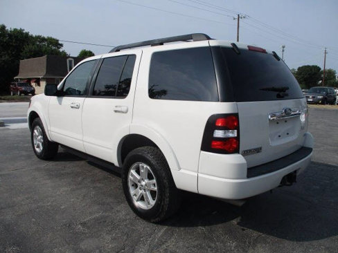 Used 2010 Ford Explorer XLT image 10