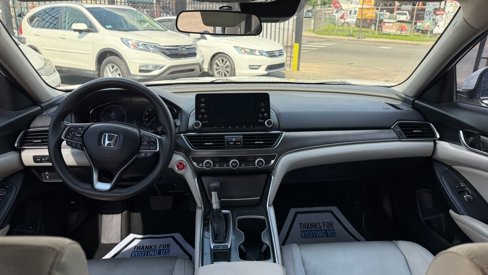 Used 2018 Honda Accord LX image 9