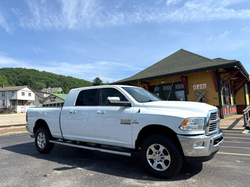 Used 2017 RAM 2500 Big Horn image 2