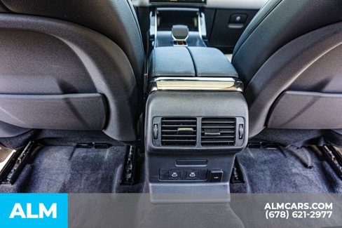 Used 2025 Land Rover Range Rover Velar Dynamic SE image 31