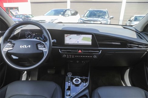 Certified 2025 Kia Niro Wind image 13