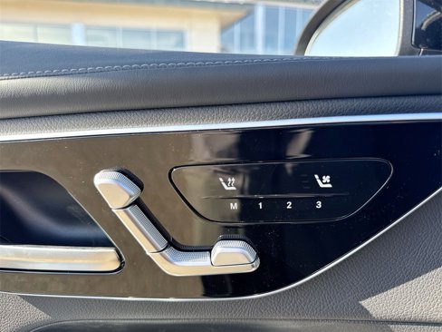 New 2025 Mercedes-Benz GLC 43 AMG 4MATIC Coupe image 12