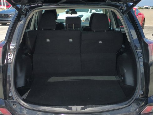 Used 2017 Toyota RAV4 XLE image 13