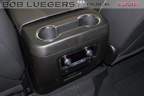 New 2026 GMC Yukon Elevation image 13